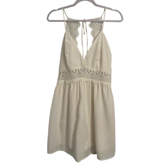 Love Tree NWT Women's M Fairy Plunge Neck Sheer Lace Lined Romper Boho Sexy - Picture 1 of 13